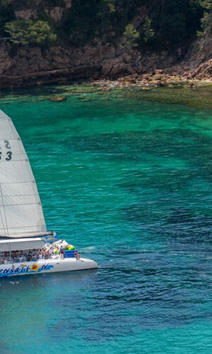 Catamaran Trip in Costa Brava with Barbecue