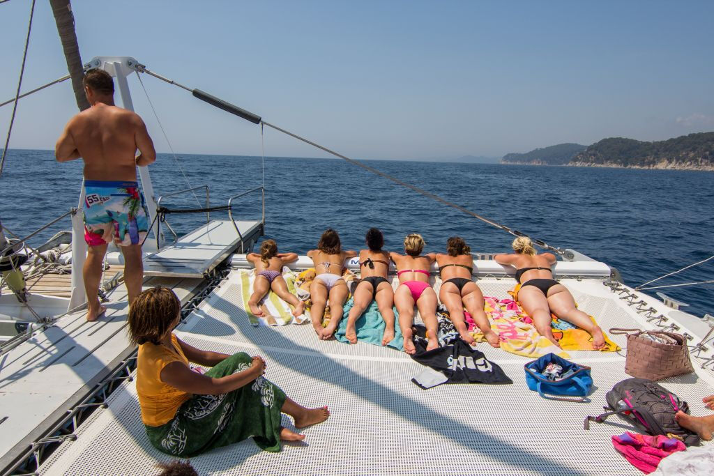Excursion en catamaran sur la Costa Brava avec barbecue