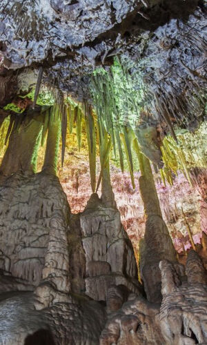 Cuevas dels Hams: Entrada sin colas