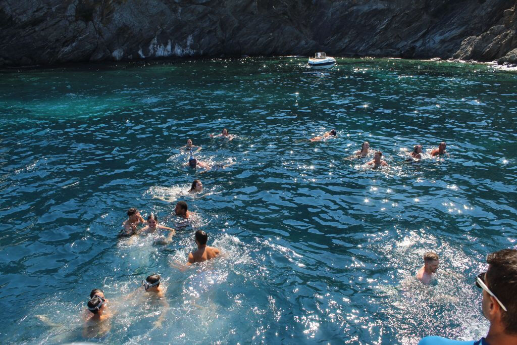 Glass Bottom Boat Trip: Cap Norfeu + Swimming from Roses & Santa Margarita