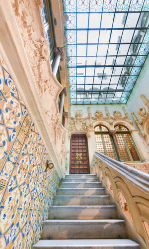 Palau Baró de Quadras: Guided Tour