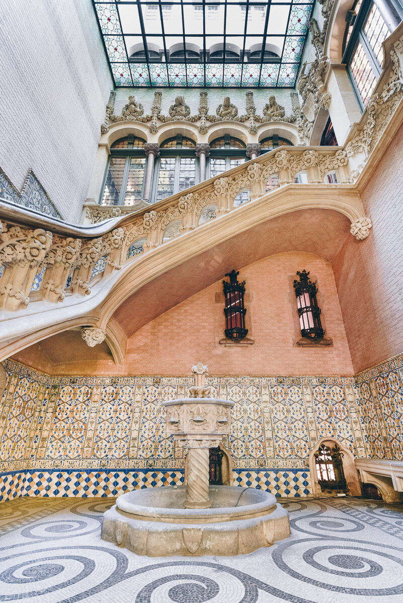 Palau Baró de Quadras: Tour guidato