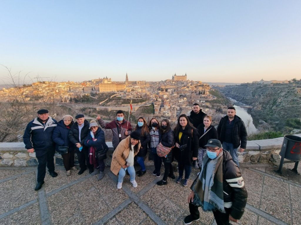 Toledo y Segovia: Excursión de un día desde Madrid con entrada al Alcázar de Segovia