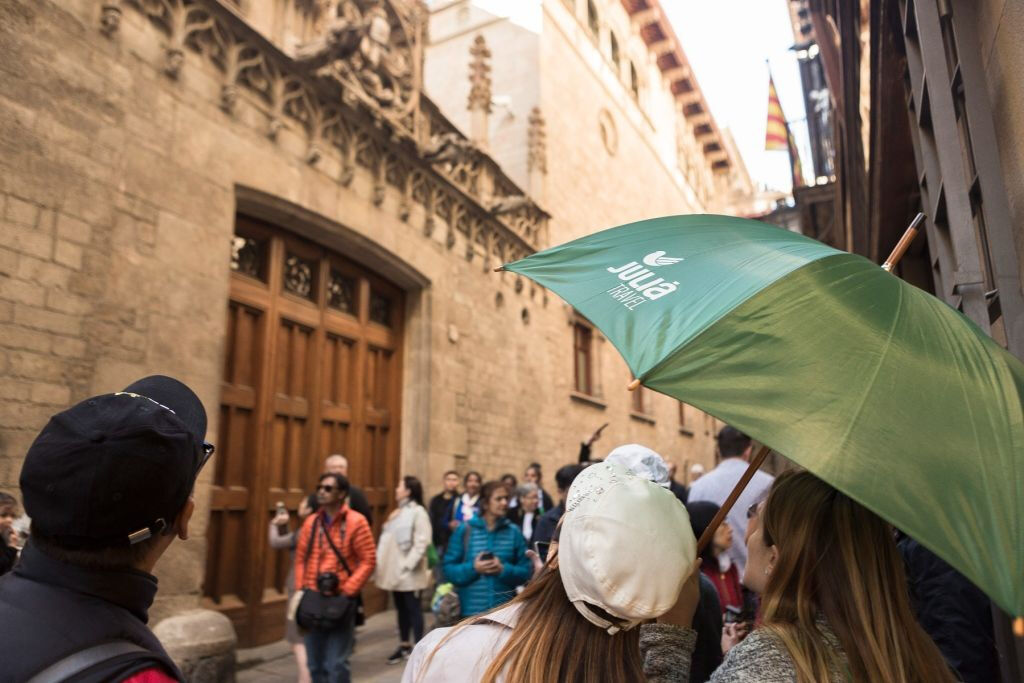 Barcelone : La terre, la mer et le ciel