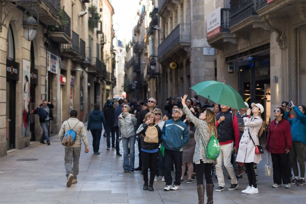 Barcelona: Land, Sea, and Sky Tour