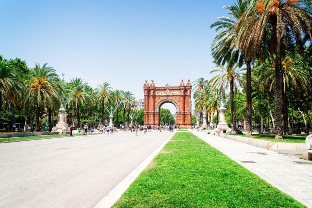 Barcelona: Land, Sea, and Sky Tour