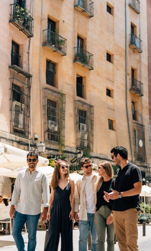 Madrid Gastronomic Tour: Tapas, Wine & Rooftops