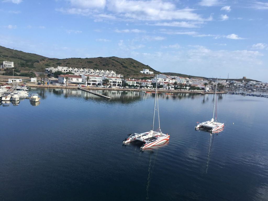 Bahía de Fornells: Crucero en catamarán de medio día