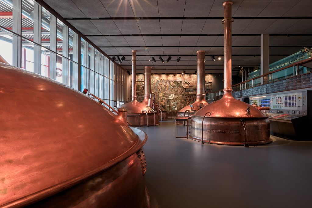Mega - Mundo Estrella Galicia