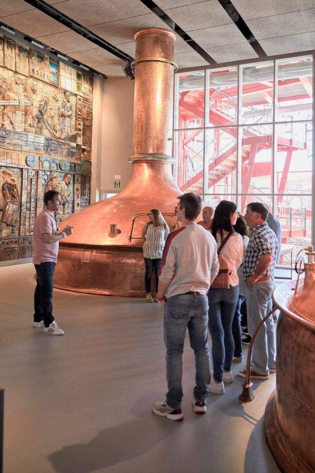 Mega - Mundo Estrella Galicia