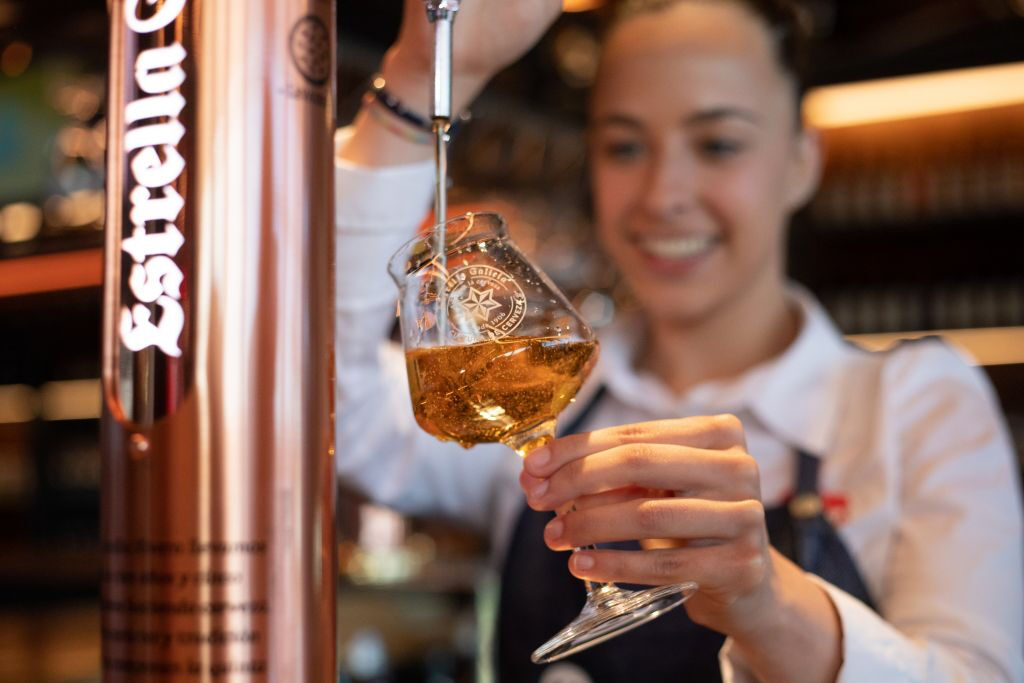 Mega - Mundo Estrella Galicia