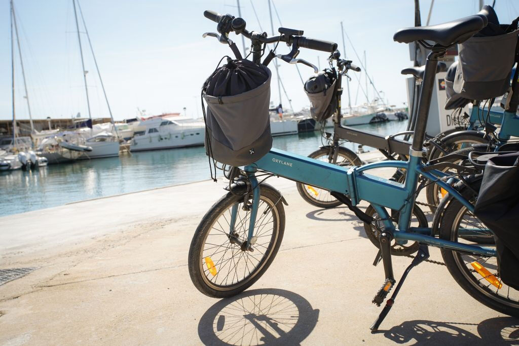 E-Bike, Vineyard Tour, Wine Tasting & Sailing Experience from Barcelona