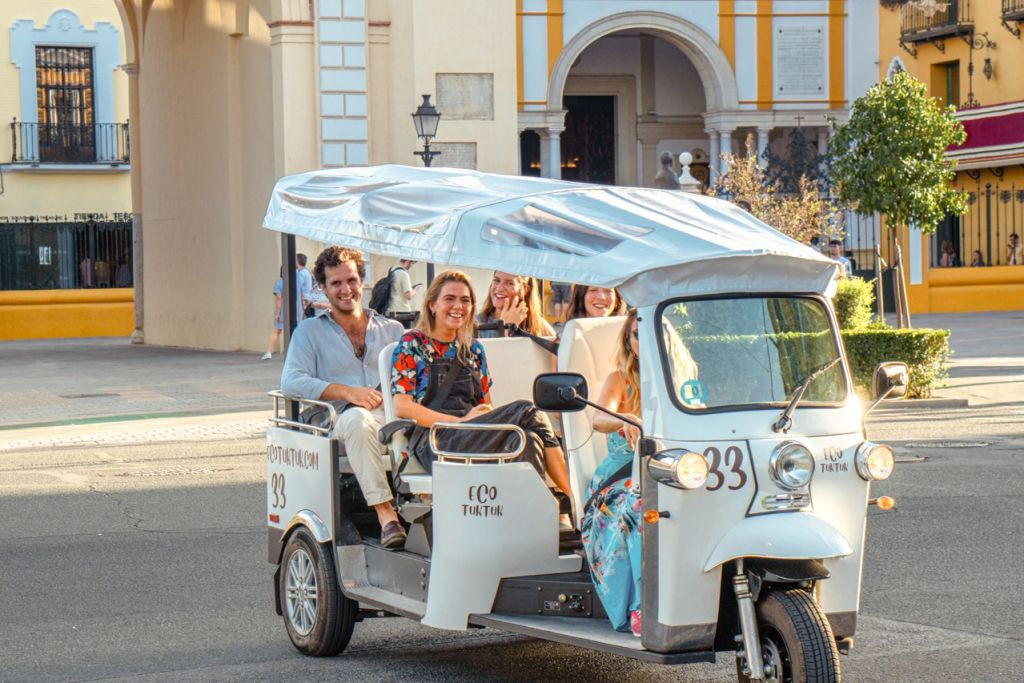 Seville: 2-Hour Tour by Private Electric Tuk Tuk