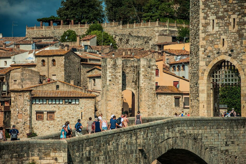 De Barcelona: Visita guiada a Besalú, Rupit e Tavertet