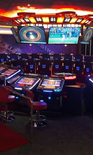 Casino Barcelona: General Admission + Casino Cocktail + Merchandising gift