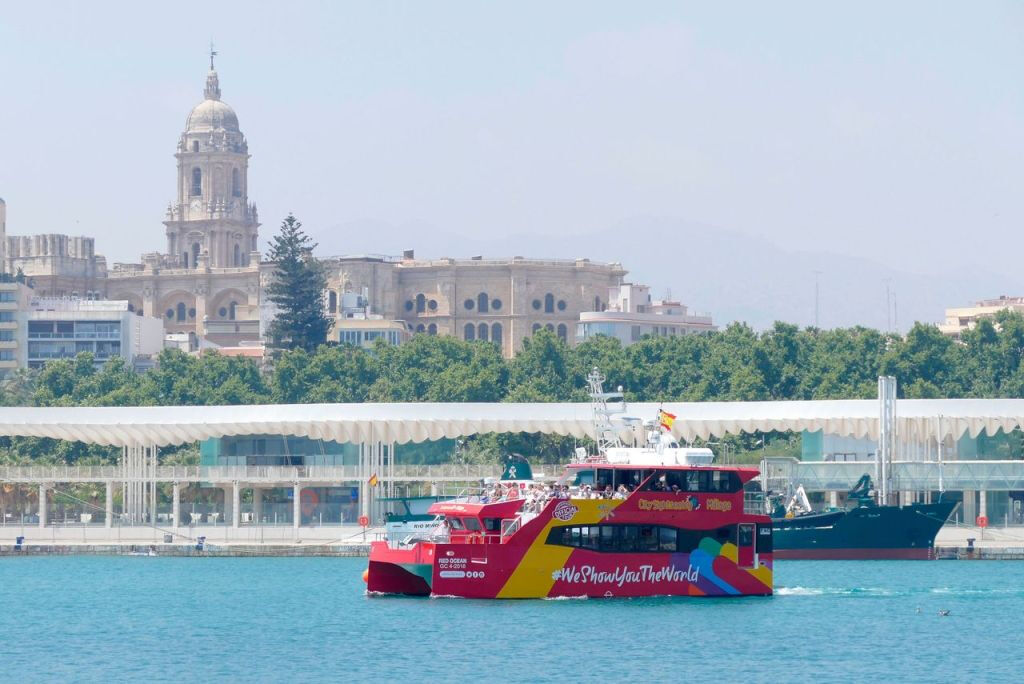 Tour en barco o catamarán por Málaga