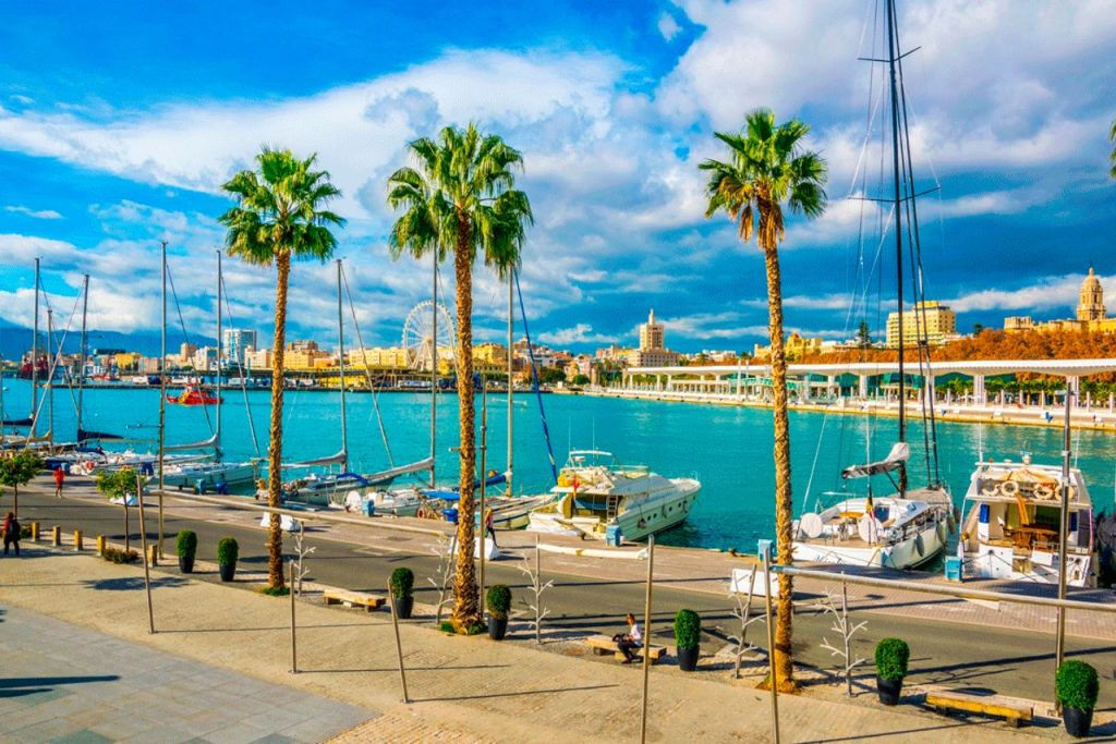 Tour en barco o catamarán por Málaga