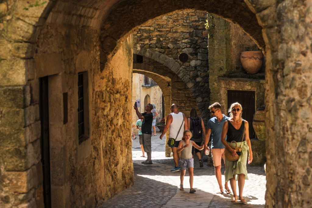 Girona and Costa Brava Day Trip from Barcelona