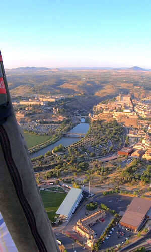 Volo in mongolfiera su Toledo con trasporto da Madrid