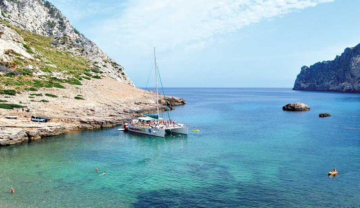 Crociera in Catamarano a Maiorca con Pranzo e Snorkeling