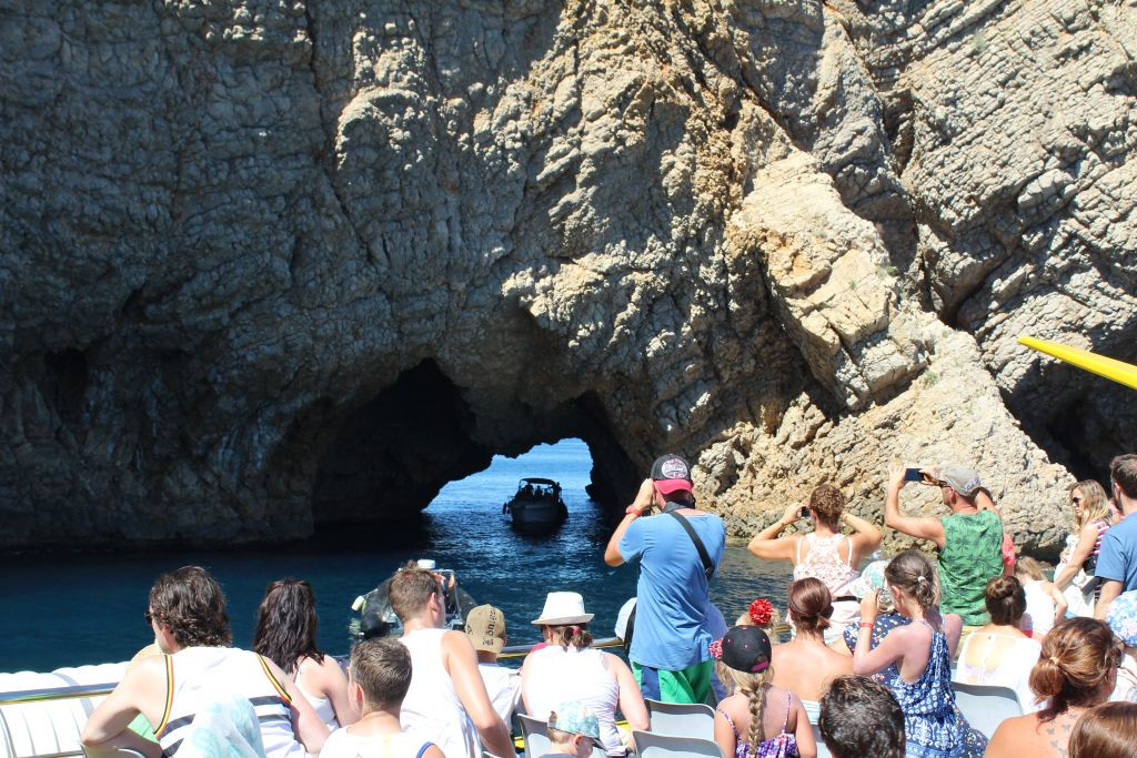 Barcelona to the Costa Brava: Full-Day Tour
