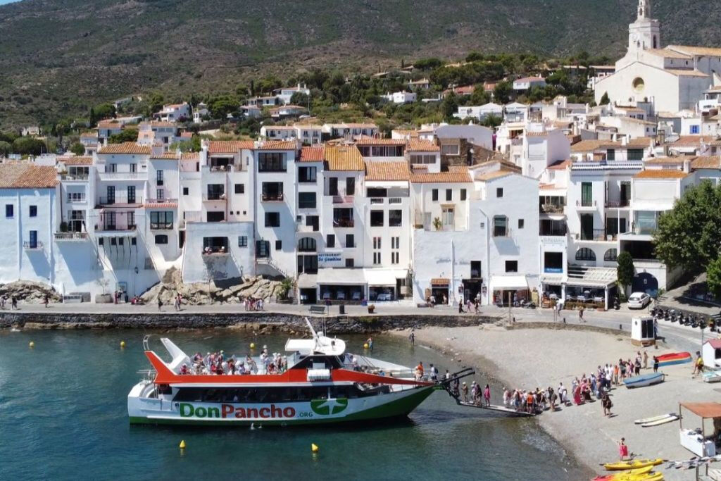 Boat Trip to Cap de Creus from Roses with 1.5-Hour Stop in Cadaqués