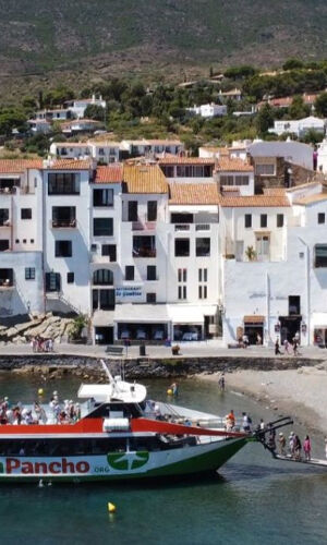 Excursión en barco al Cap de Creus desde Roses con parada de 1,5 horas en Cadaqués