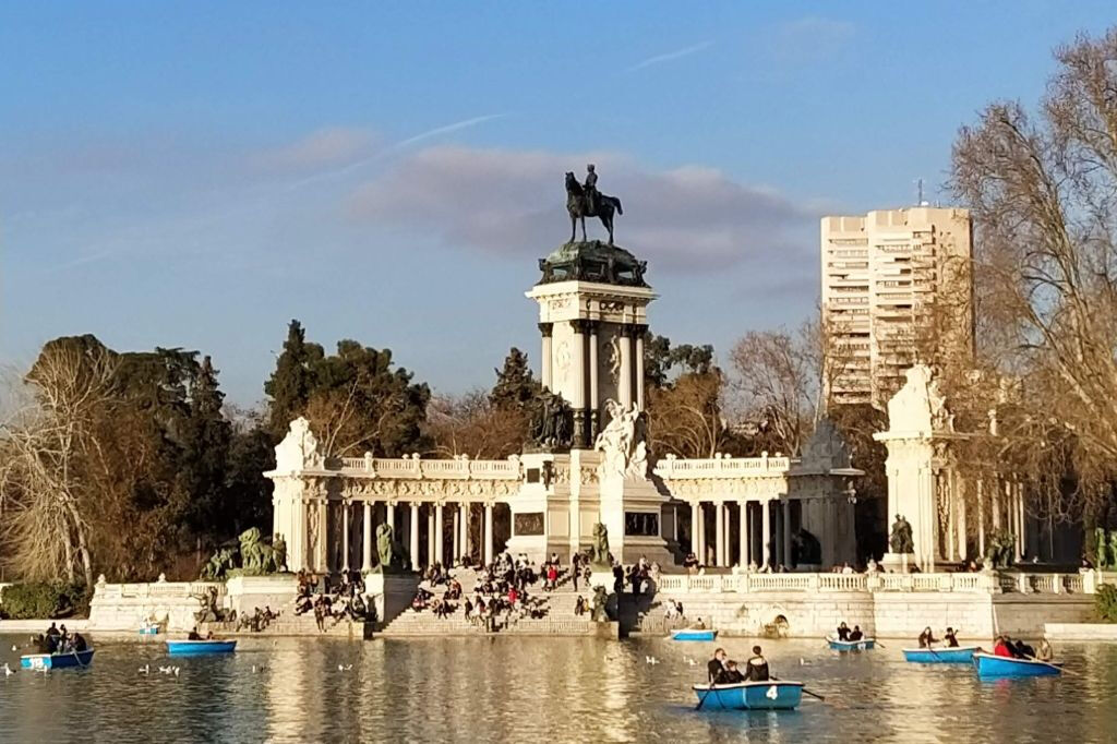 Visite guidée de Cibeles et du parc du Retiro