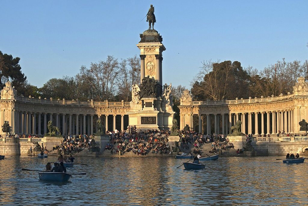 Visita Guiada Cibeles y Parque del Retiro