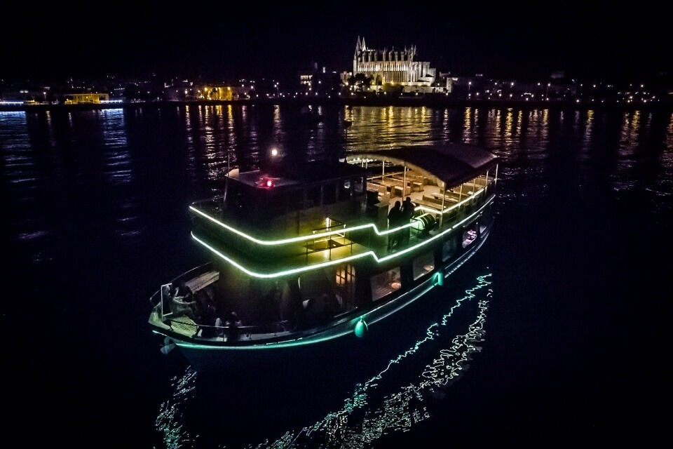 Palma de Mallorca: Fiesta en barco el sábado por la noche