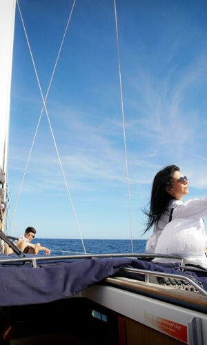 Barcelona: 2-Hr Private Sailing Experience