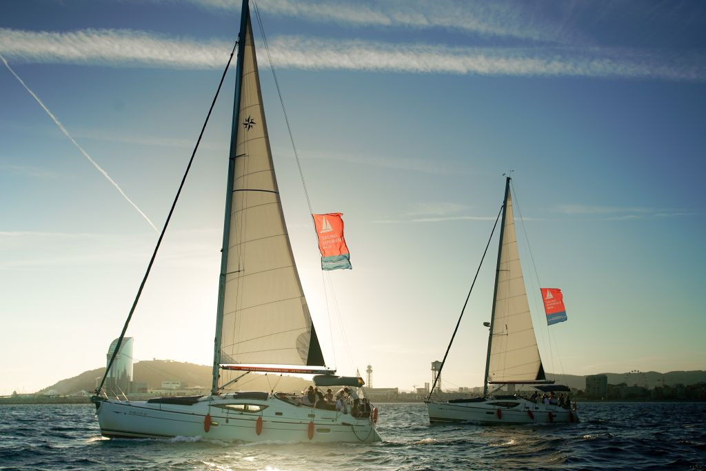 Barcelona: 2-Hr Private Sailing Experience