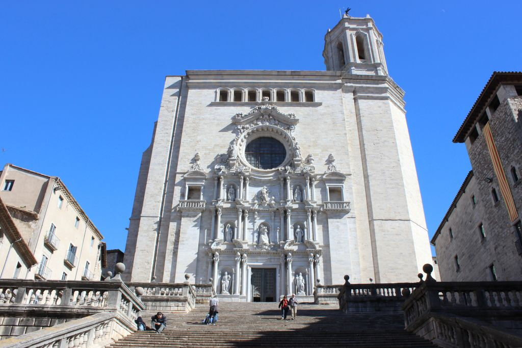 Dalí's Figueres & Girona Tour - Excursão com início em Barcelona