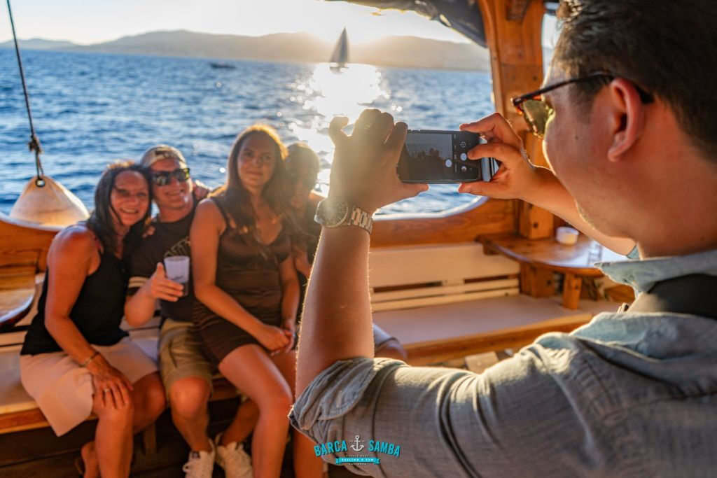 Palma de Mallorca: pôr do sol + passeio de barco com música