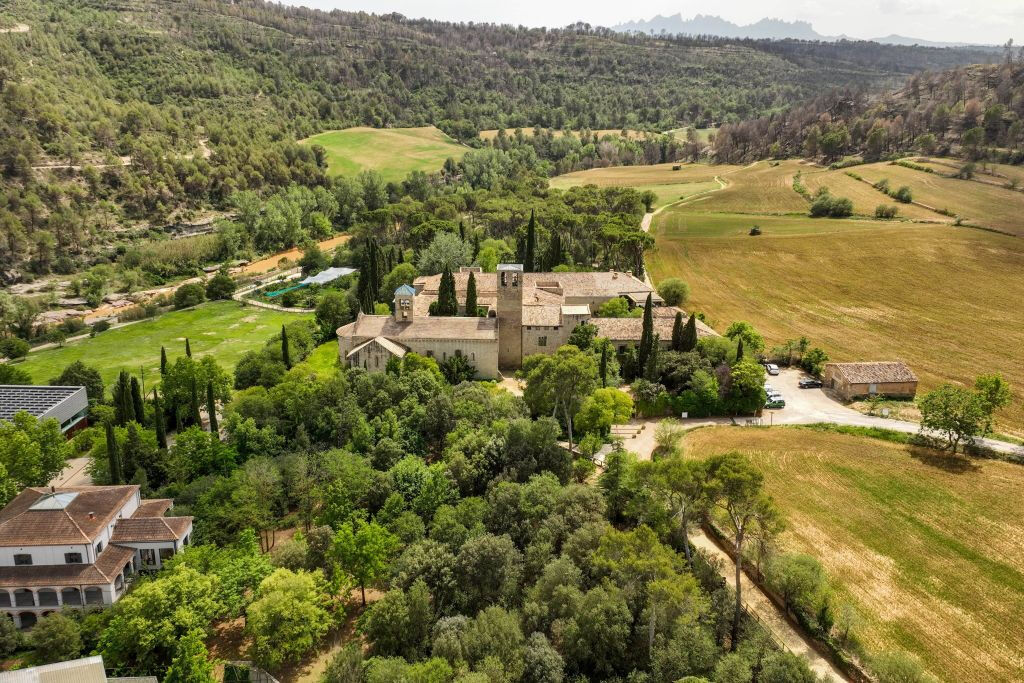 Monasterio Món Sant Benet: Entrada + Audioguía