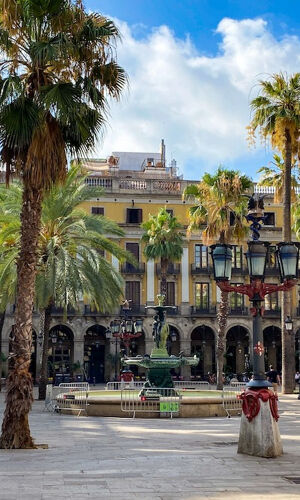 Barcelona: Historical Center Guided Tour