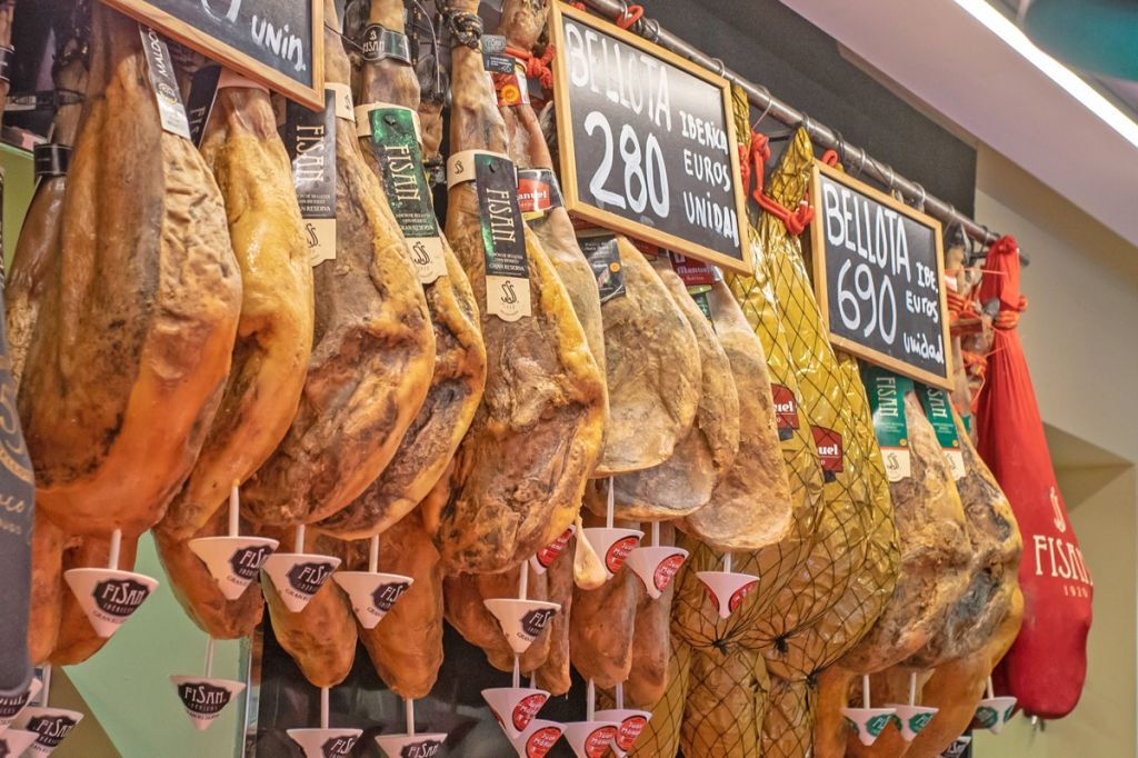 Madrid: Tapas Walking Tour + Flamenco Show