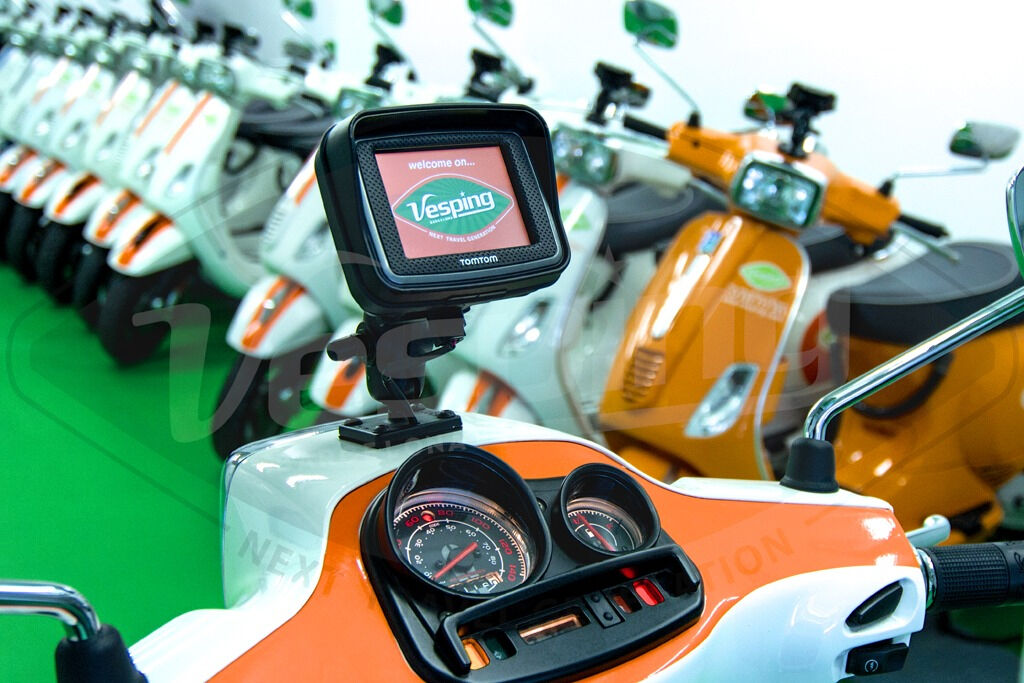 Barcelone : Location de Vespa de 6 heures avec GPS