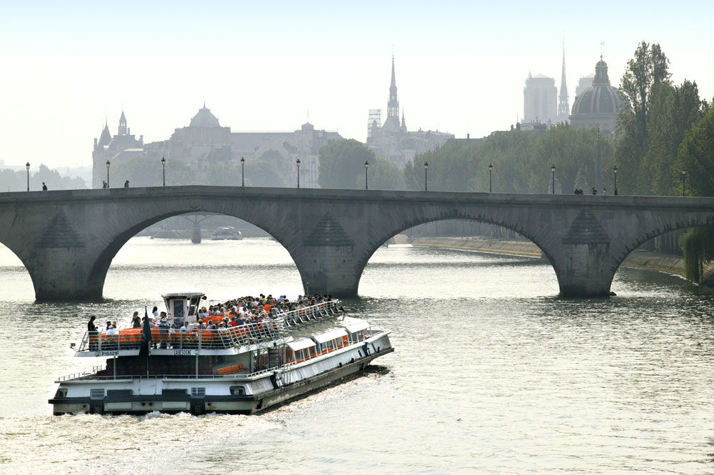 Balade en Bateaux Mouches à Paris