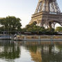 La Seine : Croisière touristique depuis la Tour Eiffel