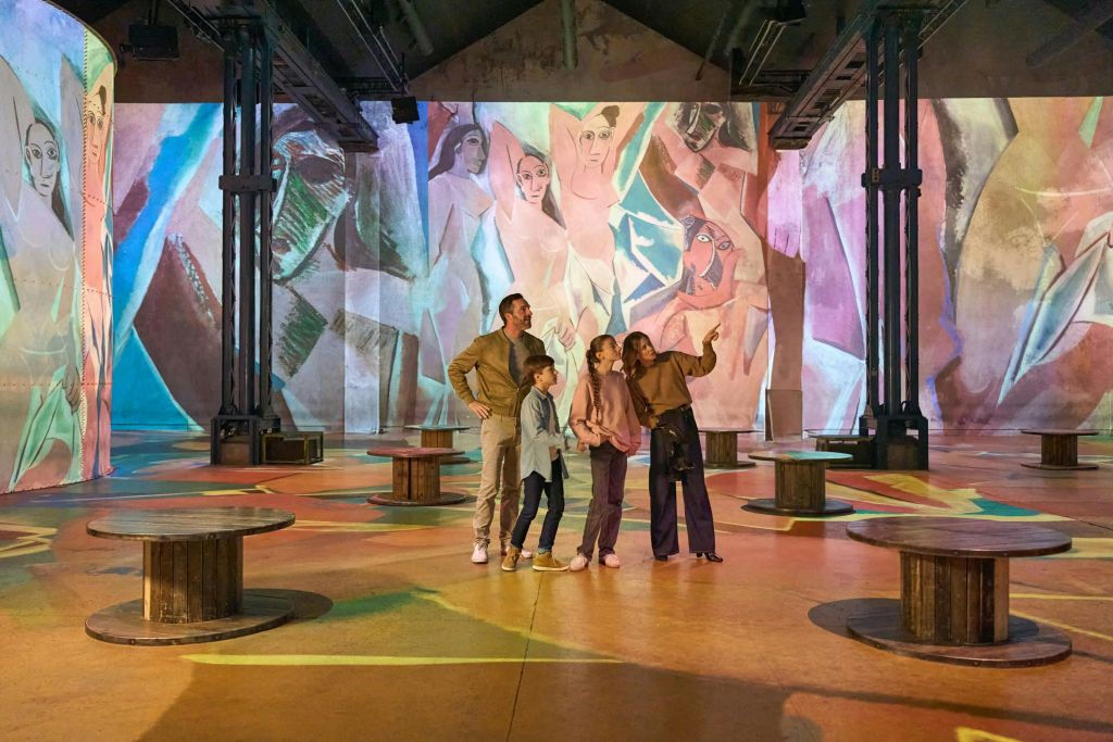 Atelier des Lumières: Entrada Temporizada - Disponibilidade Limitada por Dia