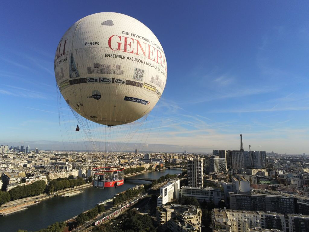 Generali Volo in mongolfiera su Parigi