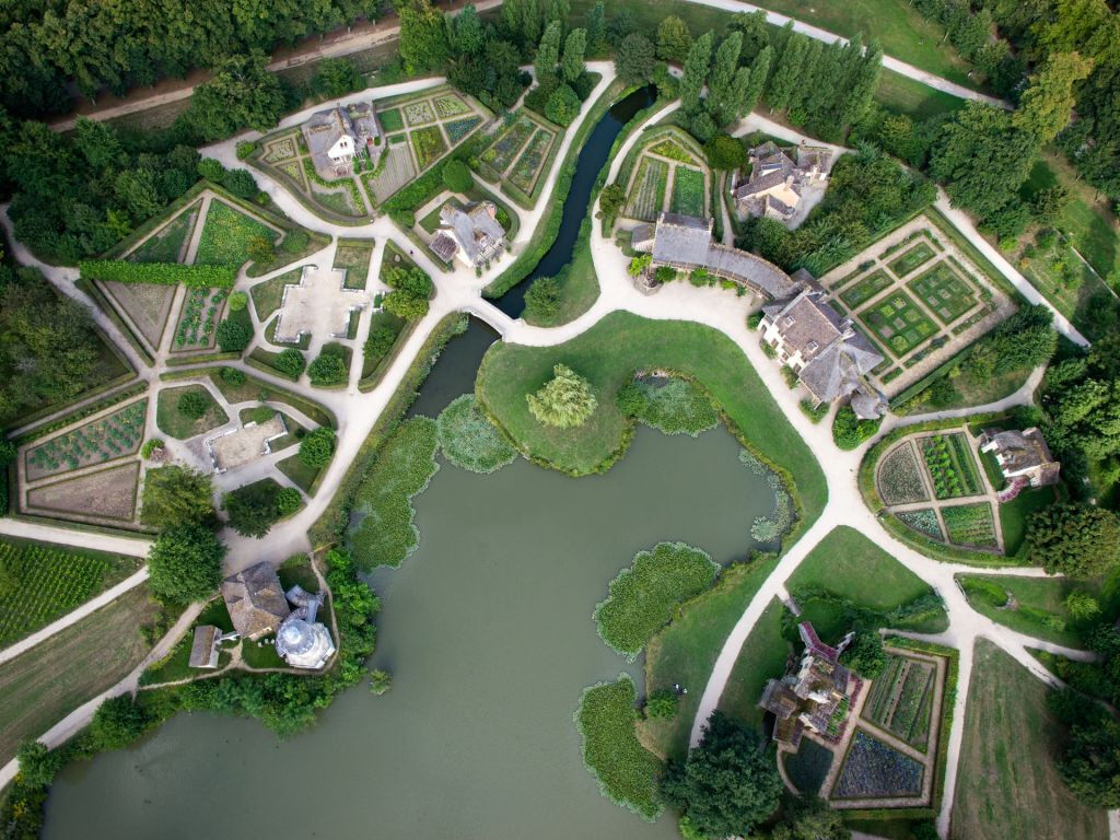 Propriedade de Trianon, Aldeia de Maria Antonieta e Palácios de Trianon