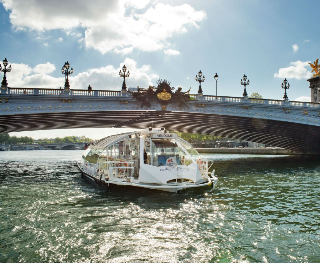 Batobus Paris : Navette fluviale