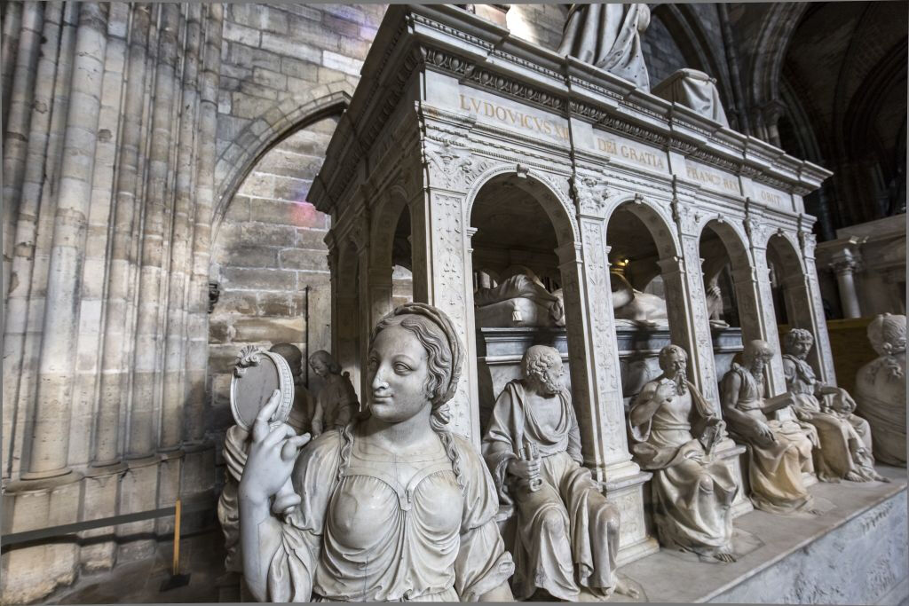 Basílica de Saint-Denis: entrada especial