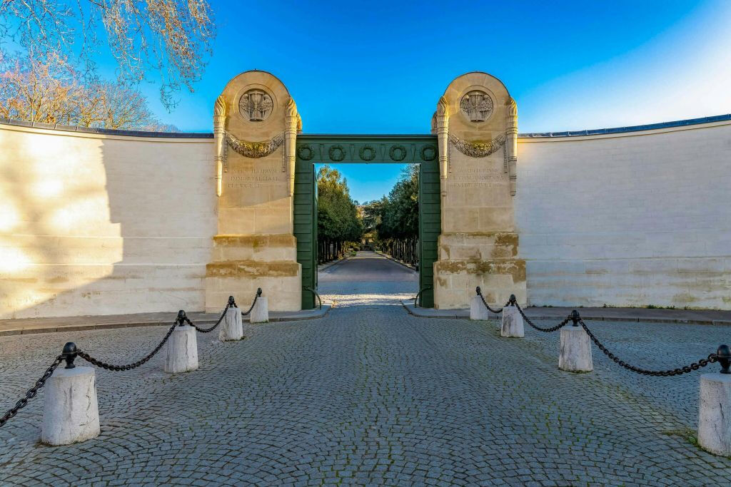 Audio Guide App para o seu Smartphone: Passeio ao Cemitério Père Lachaise