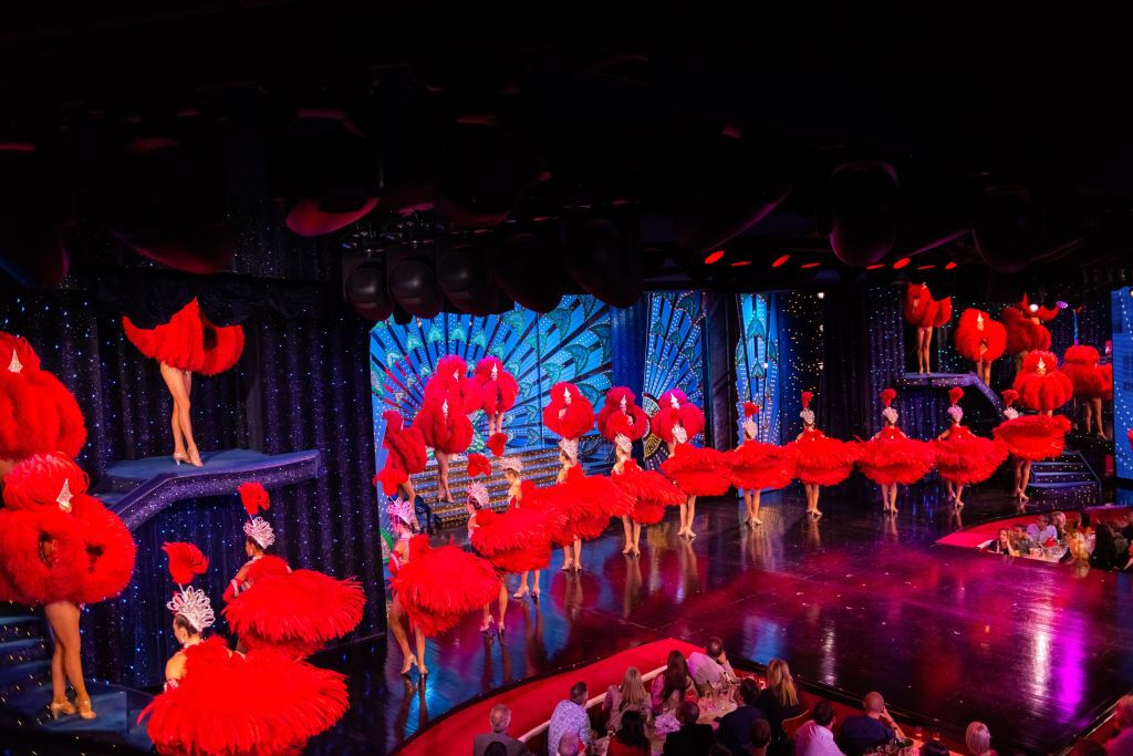 Paris: City Night Bus Tour + Show do Moulin Rouge