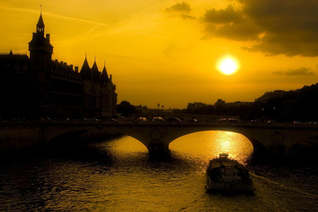 Le cœur sombre de Paris : Visite guidée nocturne des fantômes et des mystères