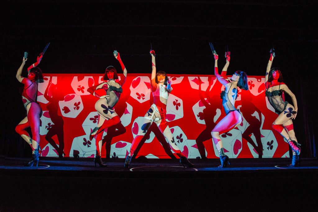 Crazy Horse Paris: Show + jantar no restaurante Ginger