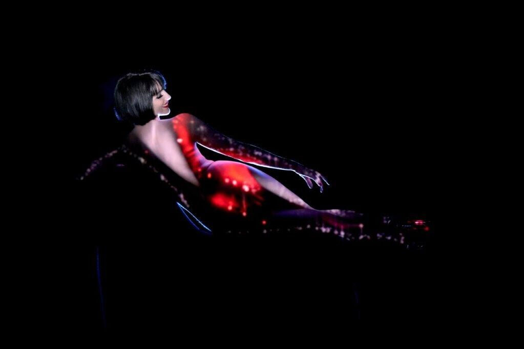 Crazy Horse Paris: Show + jantar no restaurante Ginger